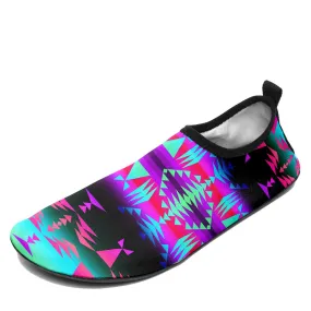 Between the Rocky Mountains Sockamoccs Slip On Shoes