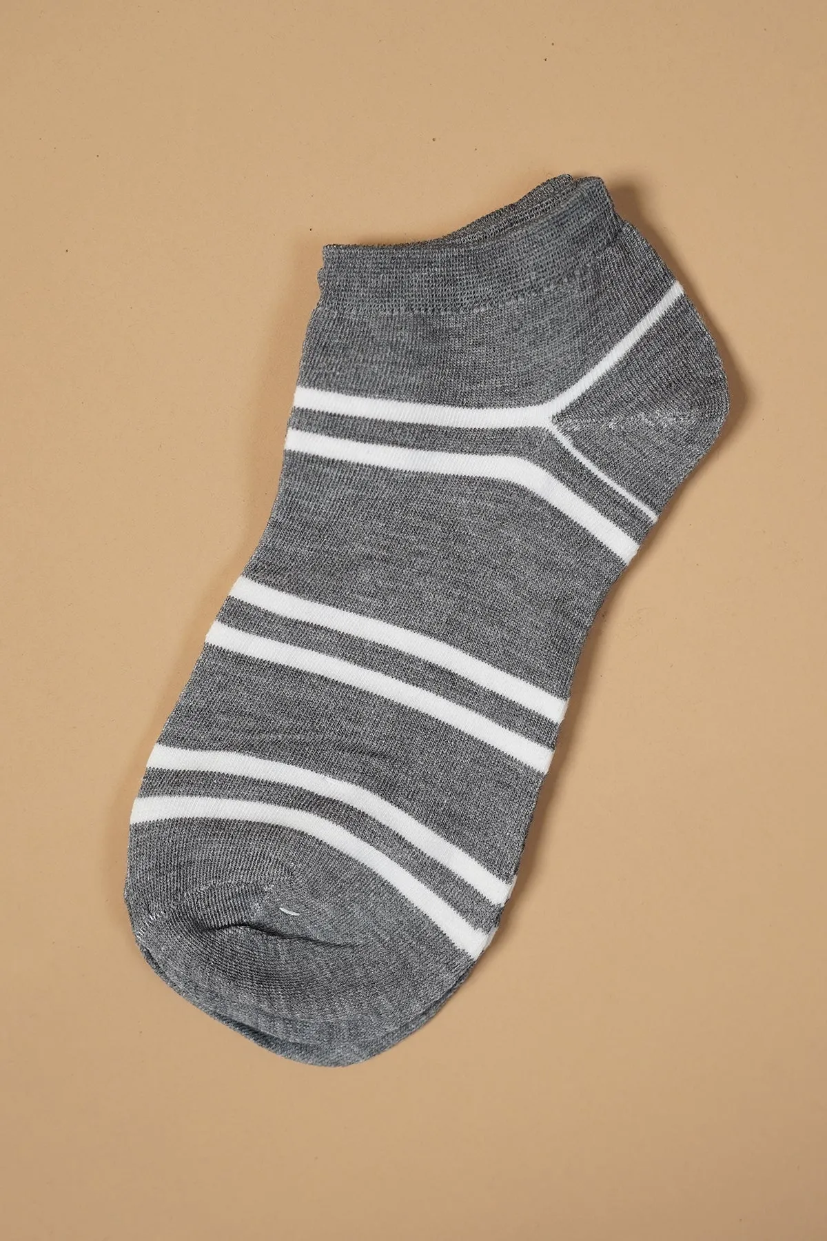 Comfortable Gray Ankle Socks with Stripes