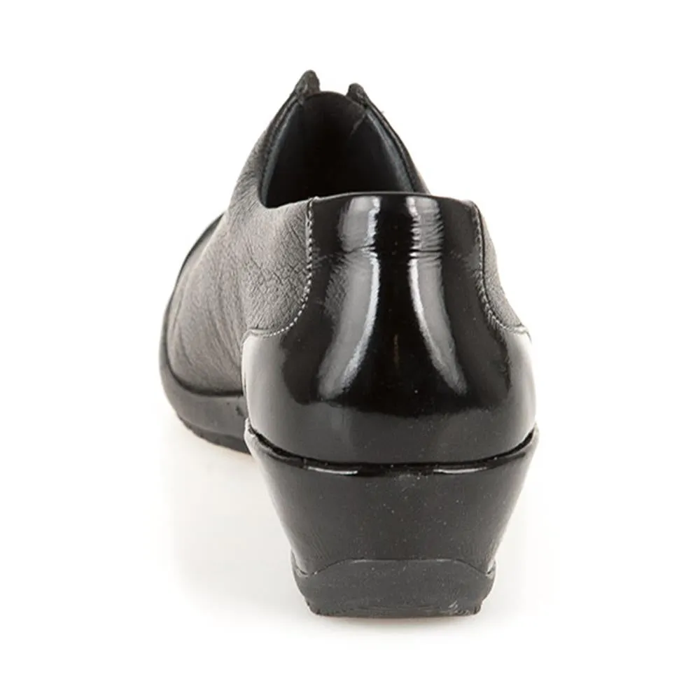 Leather Slip-On Shoes - CAL24000 / 308 362